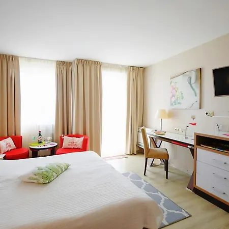 Prywatny W Diwa W Strefie Kurortowej Z Klimatyzacja I Parkingiem Wcentrum Kolobrzegu Apartment